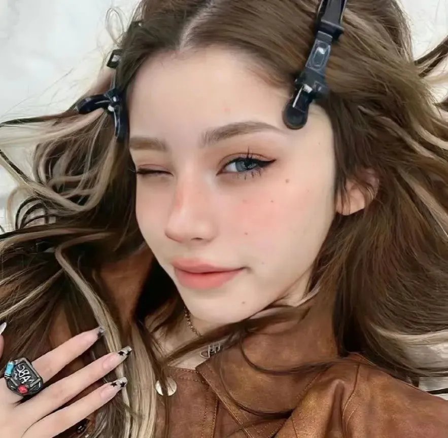 穿剧中我替窝囊女主战翻全场